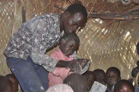 lekol dɨnə dine day (classe préscolaire)