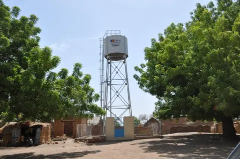 chateau d’eau, Doumougou